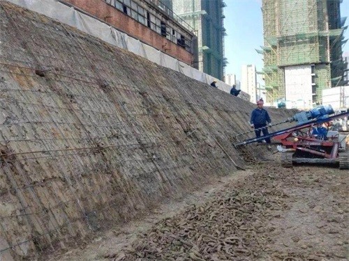 梁园建筑边坡支护